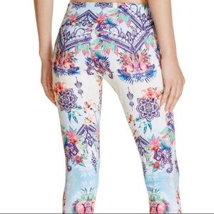Onzie elephant yoga leggings